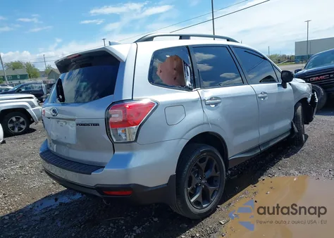 2018 Subaru Forester 2.5I Premium из США, поврежденный, VIN JF2SJAGC6JH563781